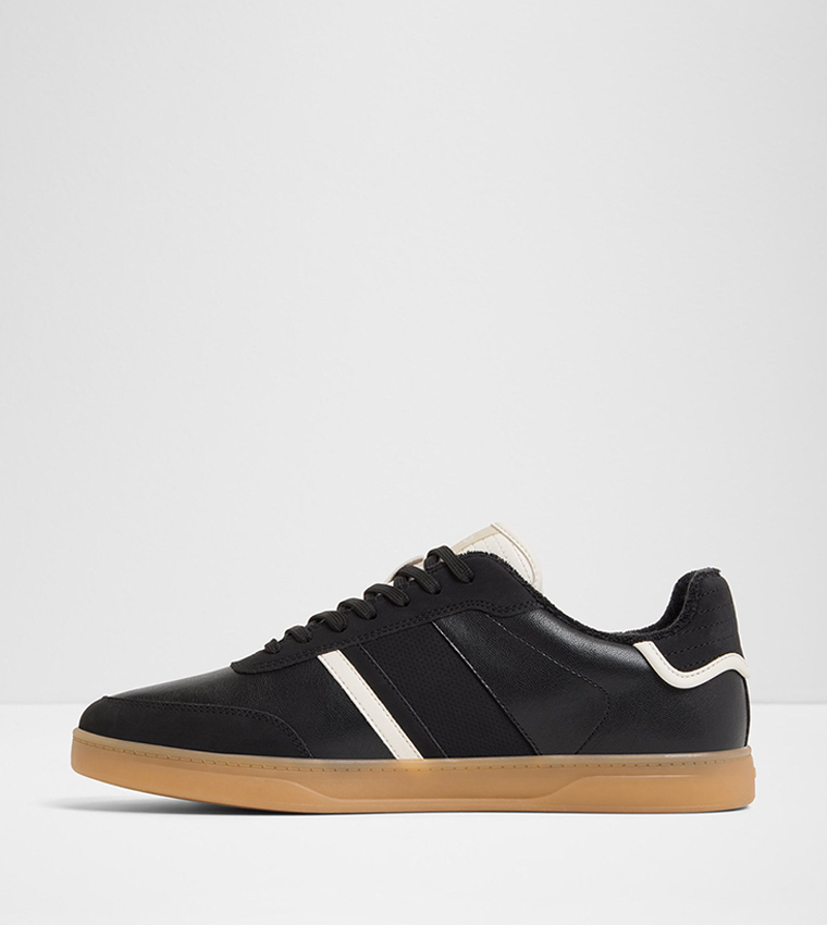 FREEKICK Textured Low-Top Sneakers