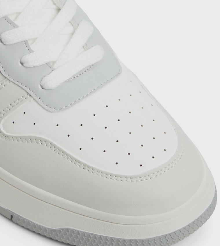FRESHH_H Lace-Up Sneakers