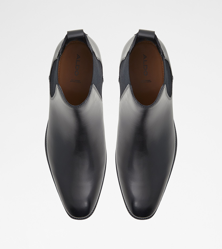 FRIELIA Leather Chelsea Boots