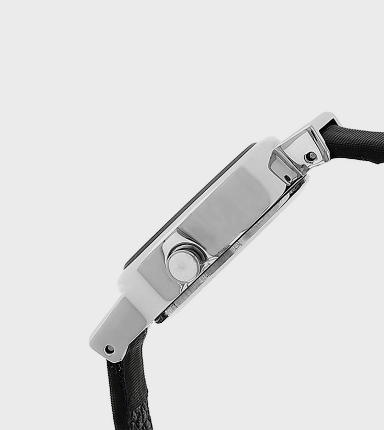 Buy Fastrack Black Dial Leather Strap Watch In Black 6thStreet UAE