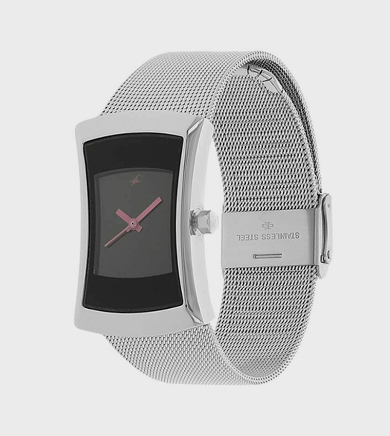 Black Dial Quartz Analog Watch