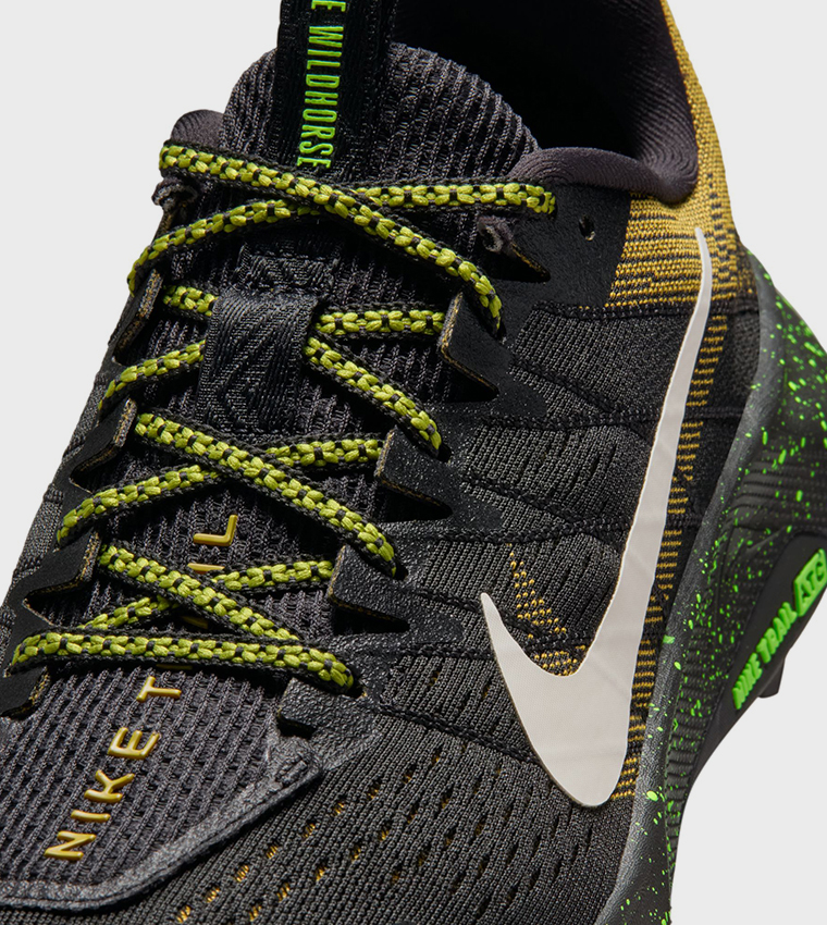 WILDHORSE 10 Running Shoes