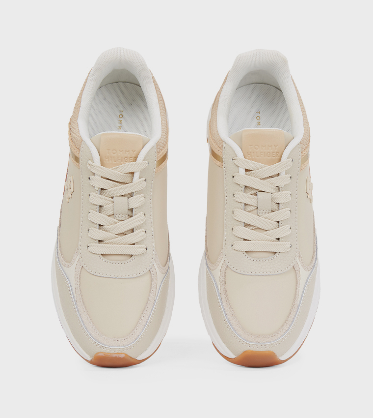 Color Block Lace-Up Runner Sneakers
