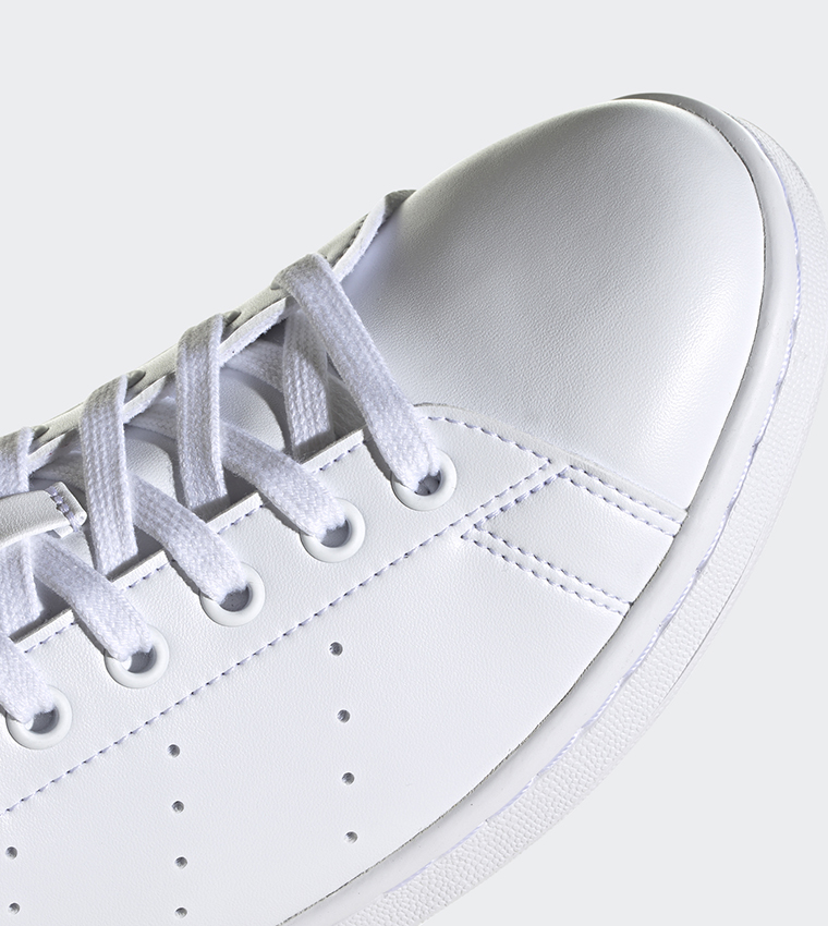 حذاء Stan Smith