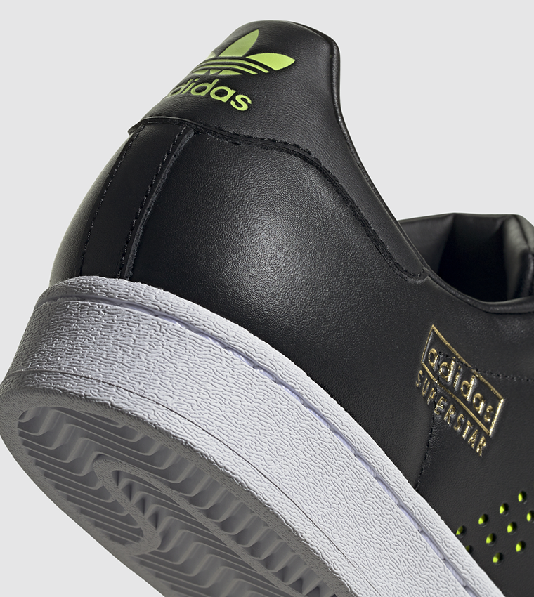 SUPERSTAR Lace-Up Low Top Sneakers