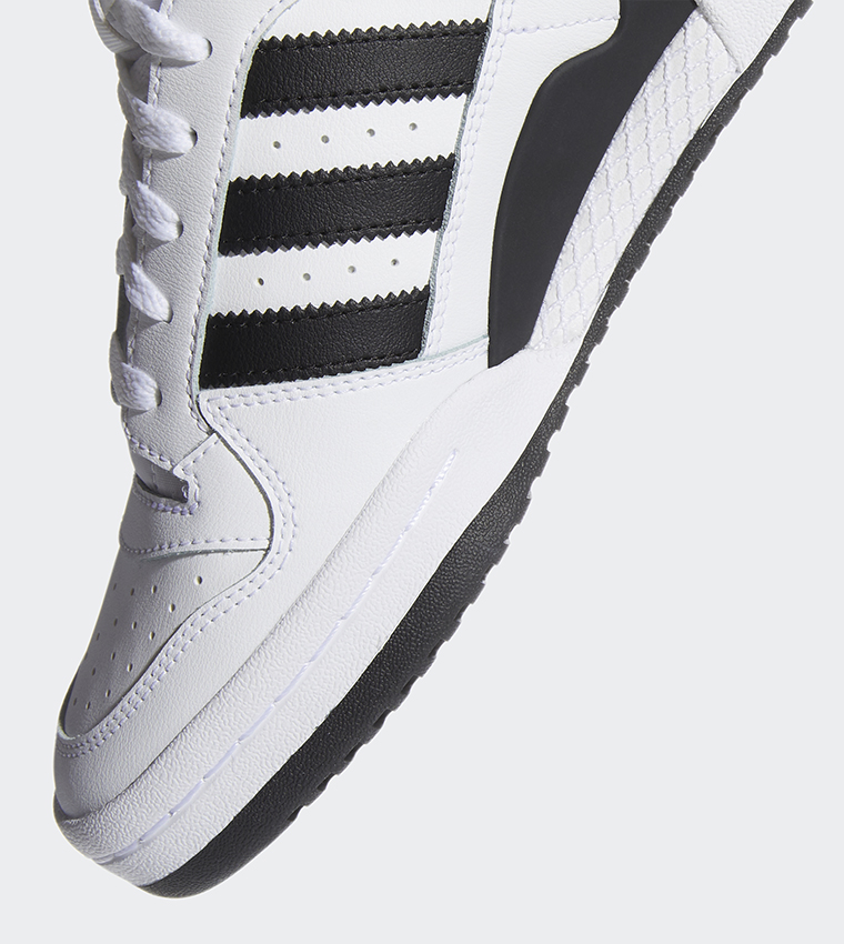 Buy Adidas Forum Mid Top Sneakers In White 6thStreet Bahrain