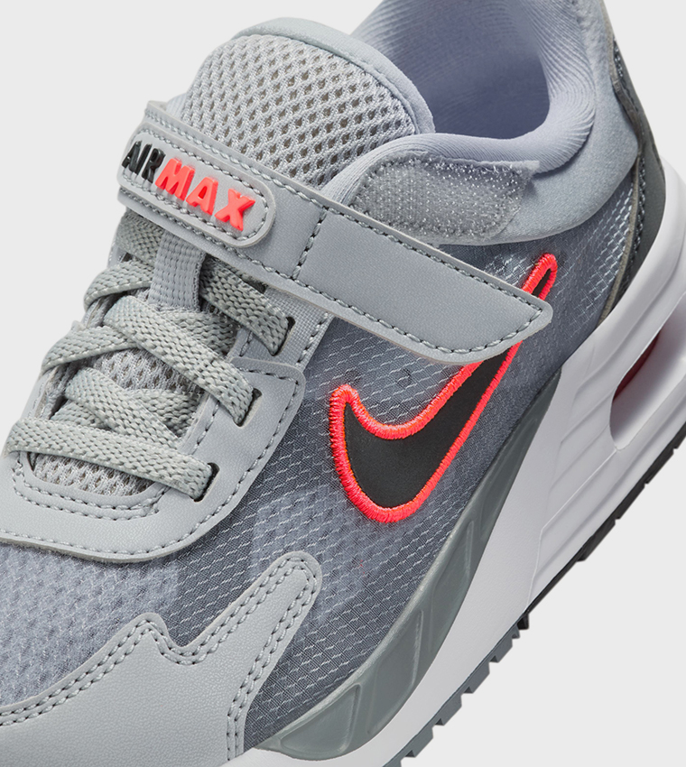 AIR MAX SOLO BP Velcro Closure Sneakers