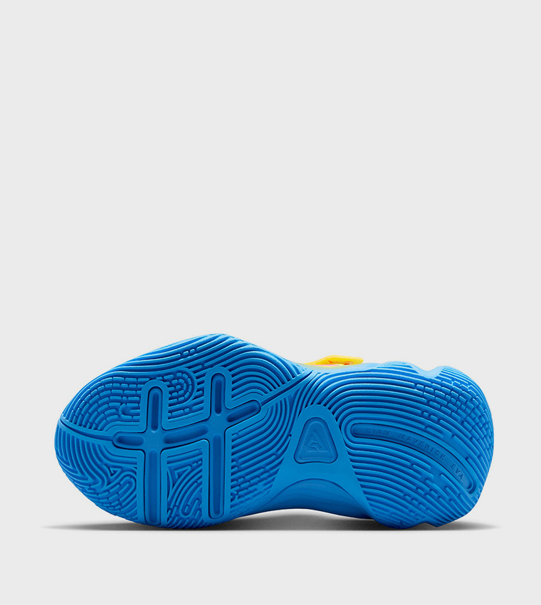 OMNI MULTI COURT GS Running Shoes