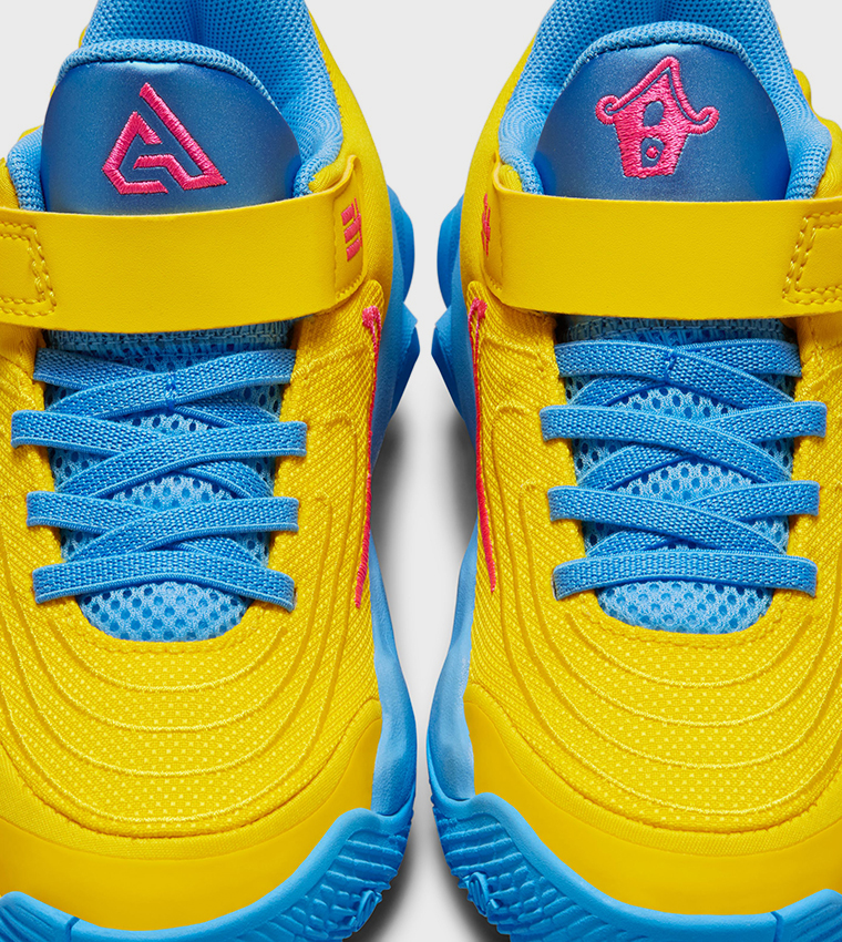 OMNI MULTI COURT GS Running Shoes