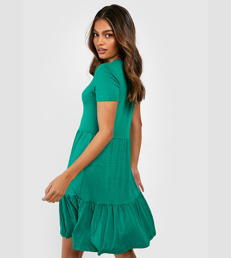Buy Boohoo Short Sleeves Drop Hem Smock Dress In Green | 6thStreet Bahrain