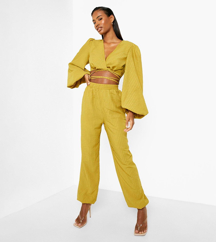 Buy Boohoo Textured Relaxed Fit Joggers In Yellow 6thStreet UAE