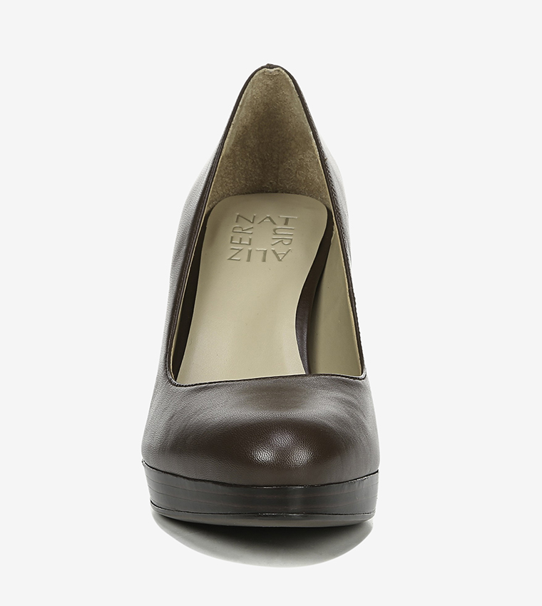 Buy Naturalizer TERESA Almond Toe Pumps In Brown 6thStreet Qatar
