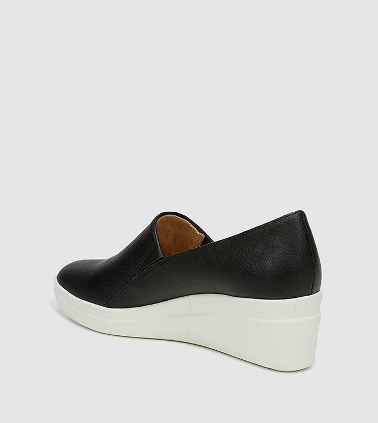 naturalizer sandra wedge slip on sneaker