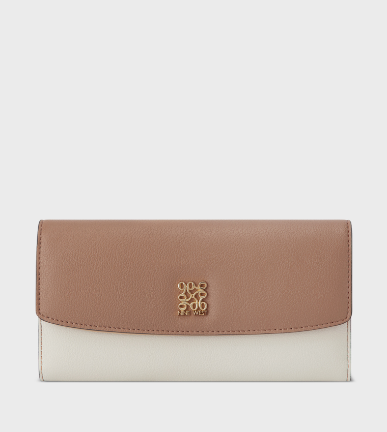 Nine West Park Slope Phone Crossbody Wallet in Brown | Lyst