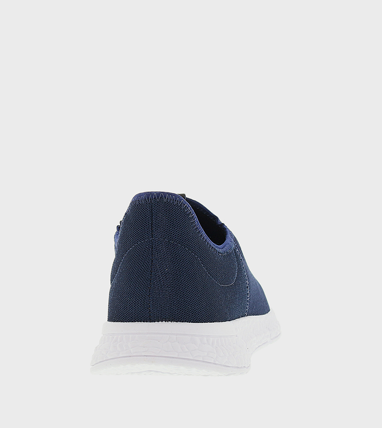 ANGUS Slip-On Sport Shoes
