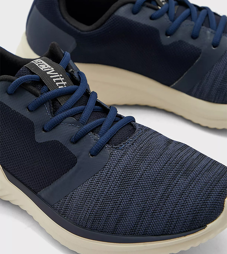 CLARE Lace-Up Training Shoes