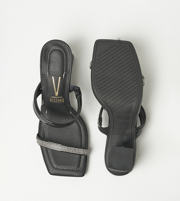 صندل بكعب مربع مزخرف