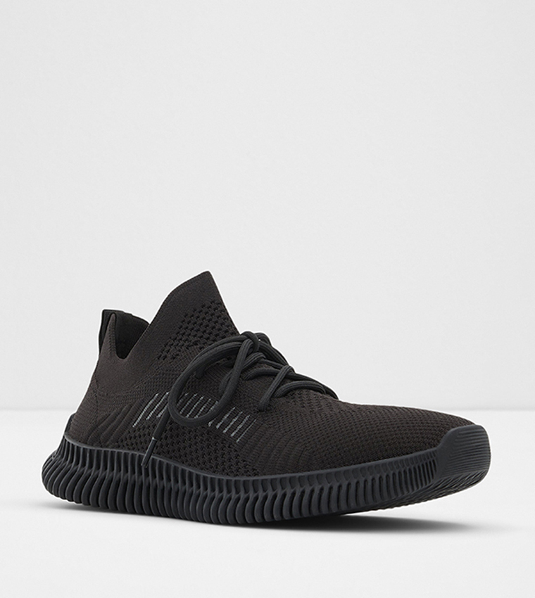 Gilgai Round Toe Mid Top Sneakers