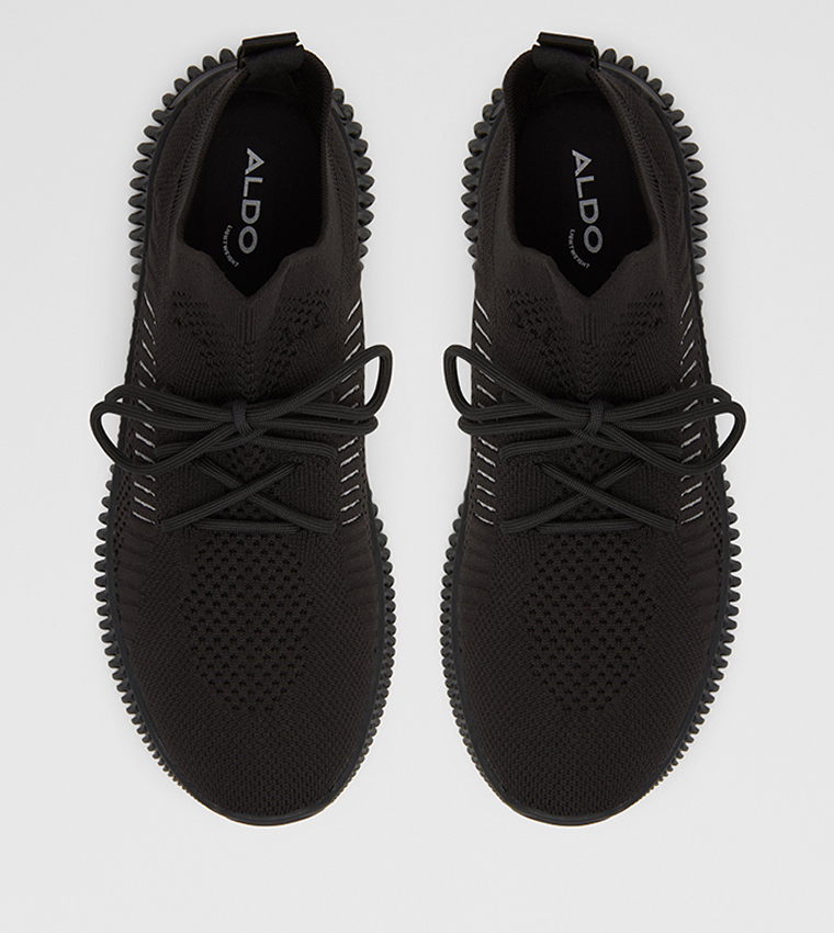 Gilgai Round Toe Mid Top Sneakers