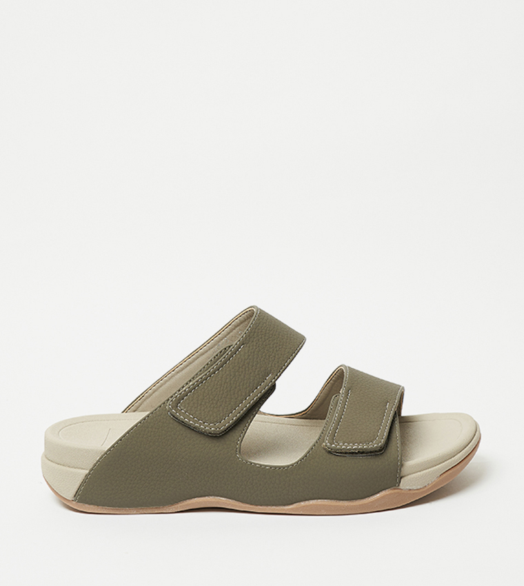 Textured Arabic Sandals