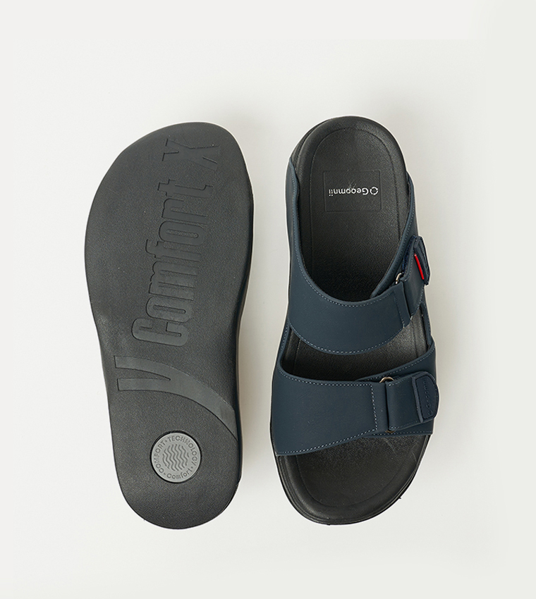 Textured Arabic Sandals