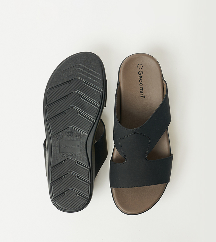 Textured Arabic Sandals