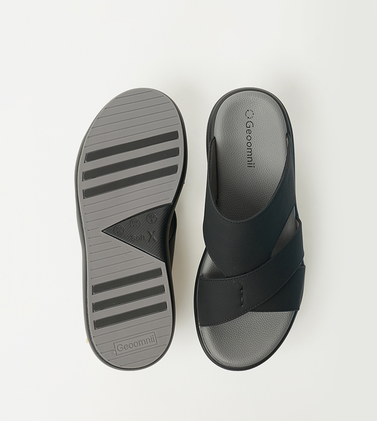 Textured Arabic Sandals
