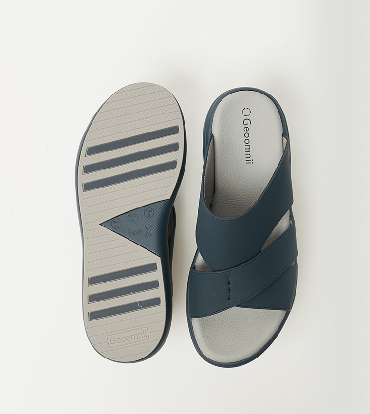 Textured Arabic Sandals
