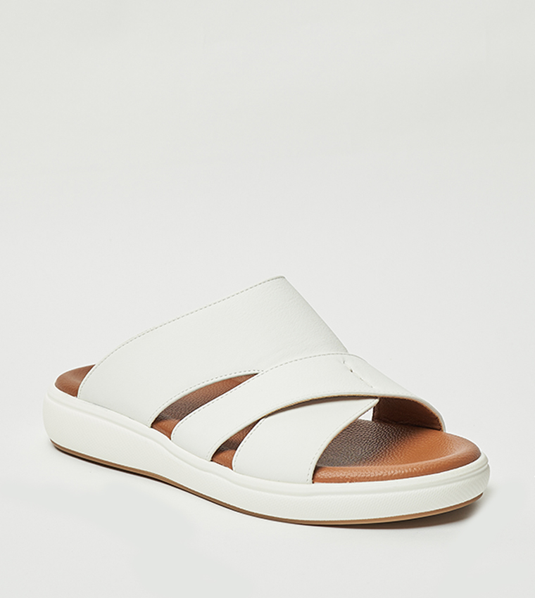 Textured Arabic Sandals