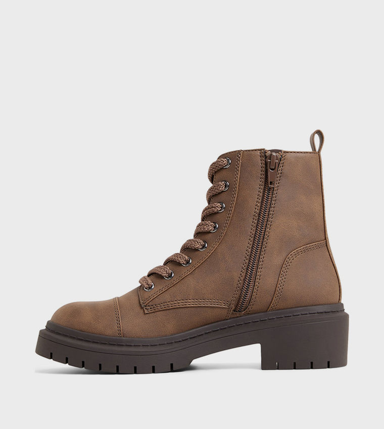 GOER Lace Up Ankle Boots