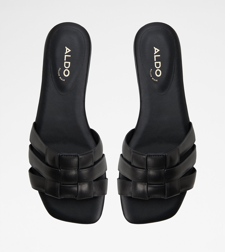 GOTOSANDAL Textured Flat Sandals