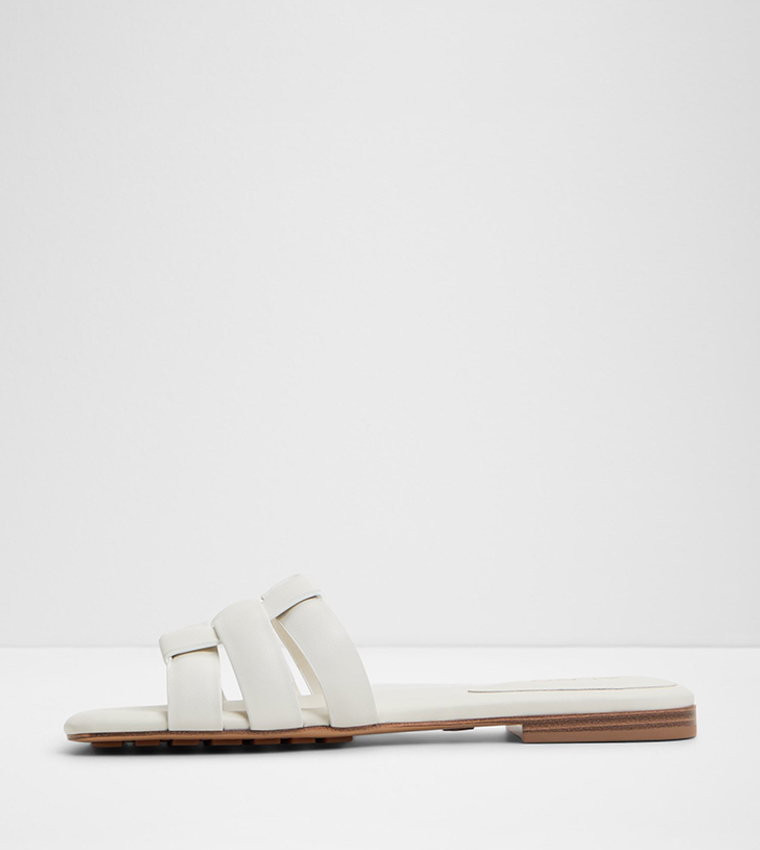 GOTOSANDAL Textured Flat Sandals