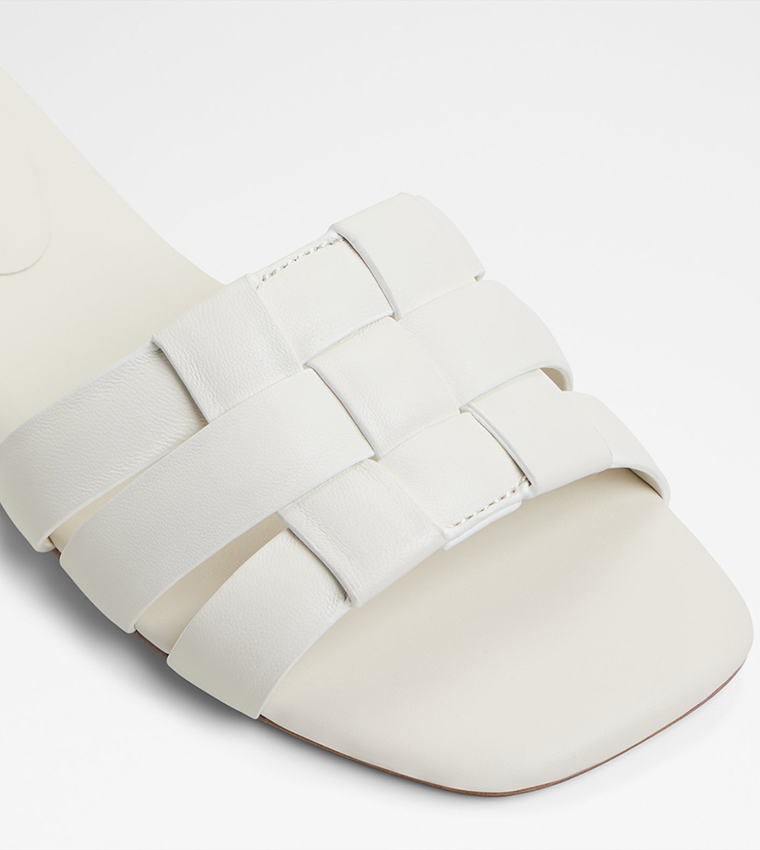 GOTOSANDAL Textured Flat Sandals