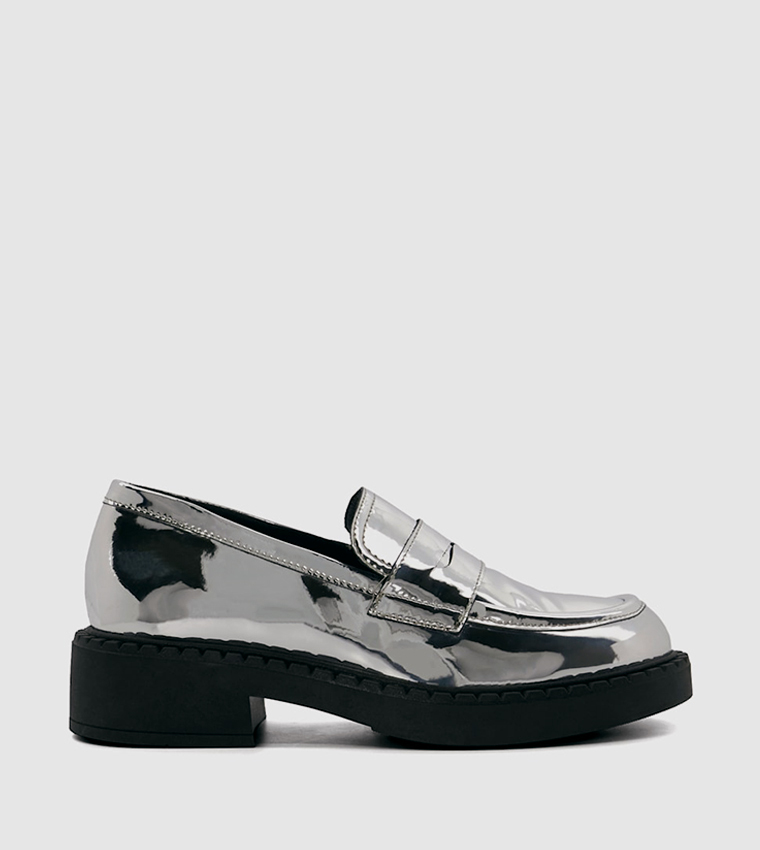 GRADUAL Glossy Platform Loafers