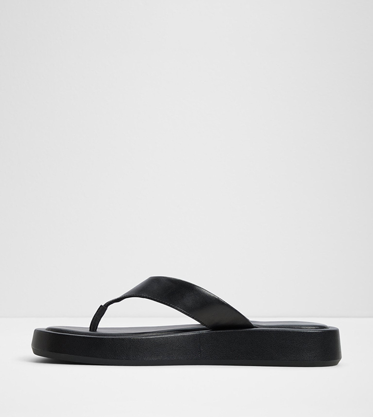 GRETTLE Textured Platform Flip Flops