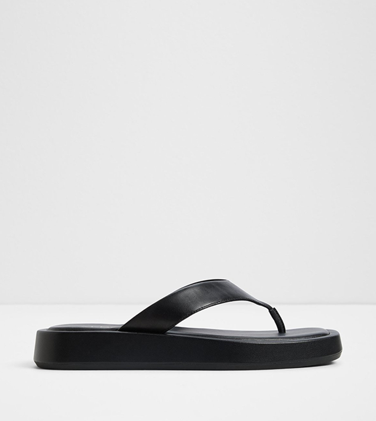 GRETTLE Textured Platform Flip Flops