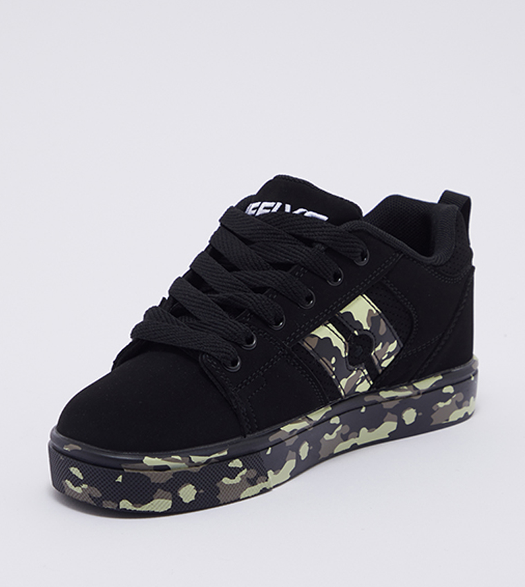 Racer 20 Low Top Sneakers