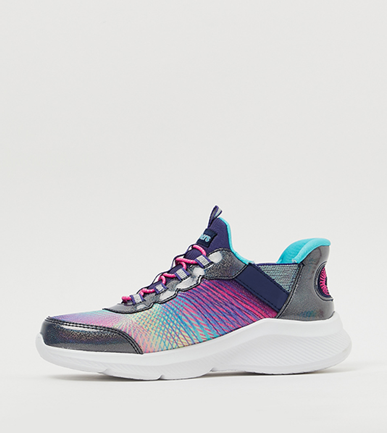 حذاء سليب أون شبكي بحواف لامعة