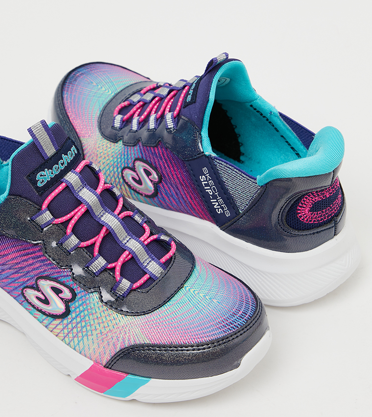 حذاء سليب أون شبكي بحواف لامعة