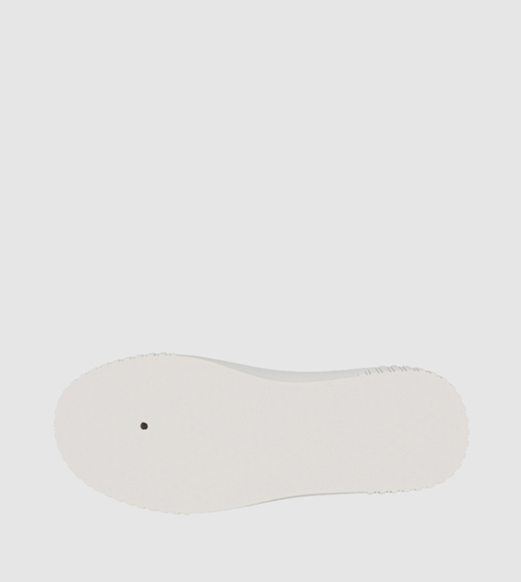 حذاء برباط لامع 