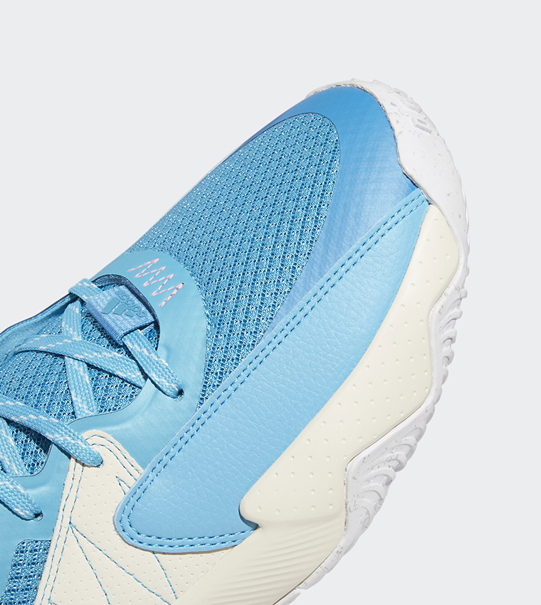 dame basketball shoes