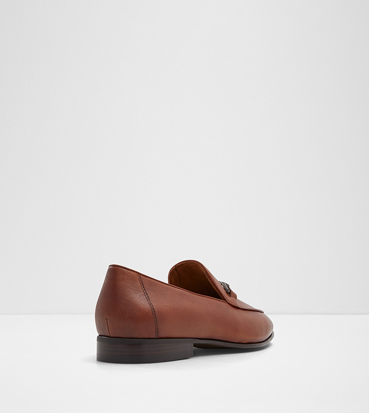 GWARDON Metal Accent Loafers