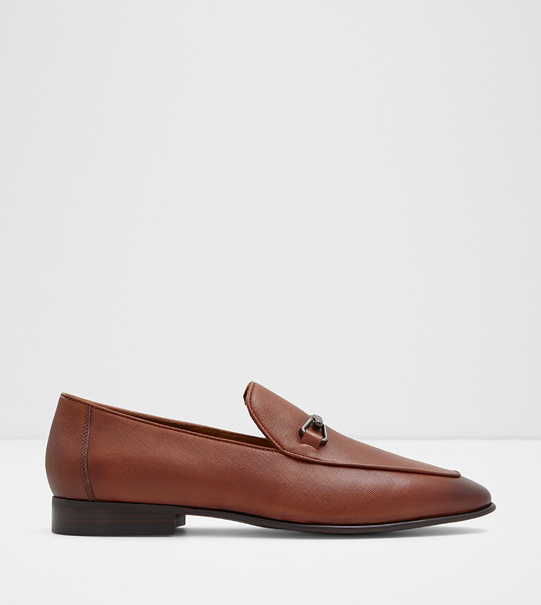 GWARDON Metal Accent Loafers