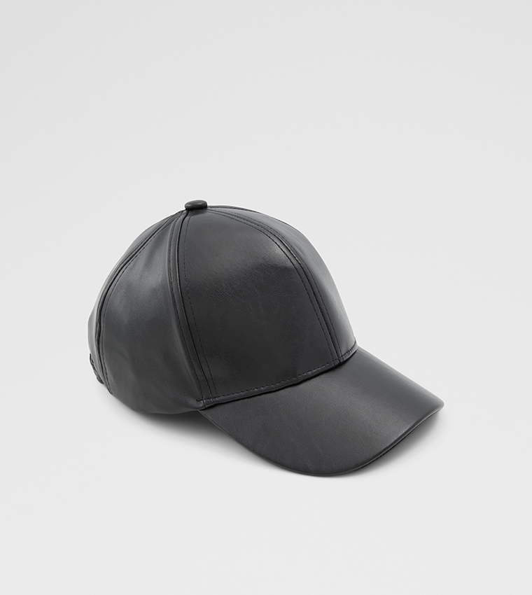 Buy Aldo Accessories Gweajan Caps In Black 6thStreet Qatar