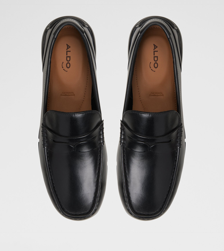 GWUD-IN Textured Moccasins