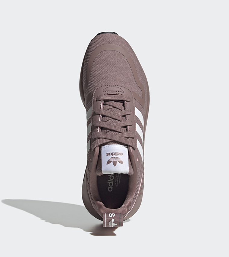 حذاء Multix برباط 