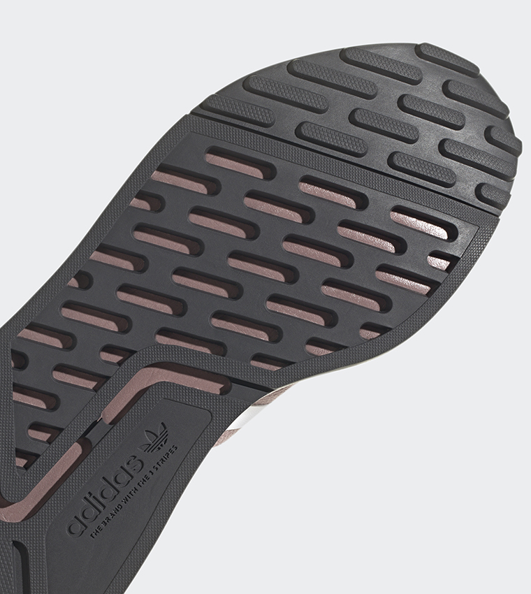 حذاء Multix برباط 