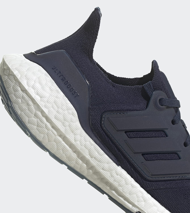 ULTRABOOST 22 Running Shoes