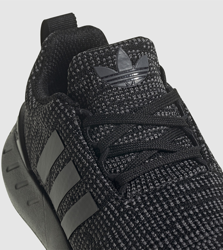 Swift Run 22 Low Top Shoes