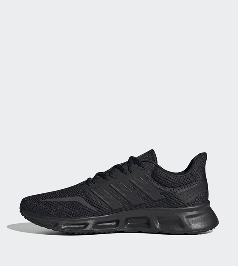 Adidas hot sale black runners